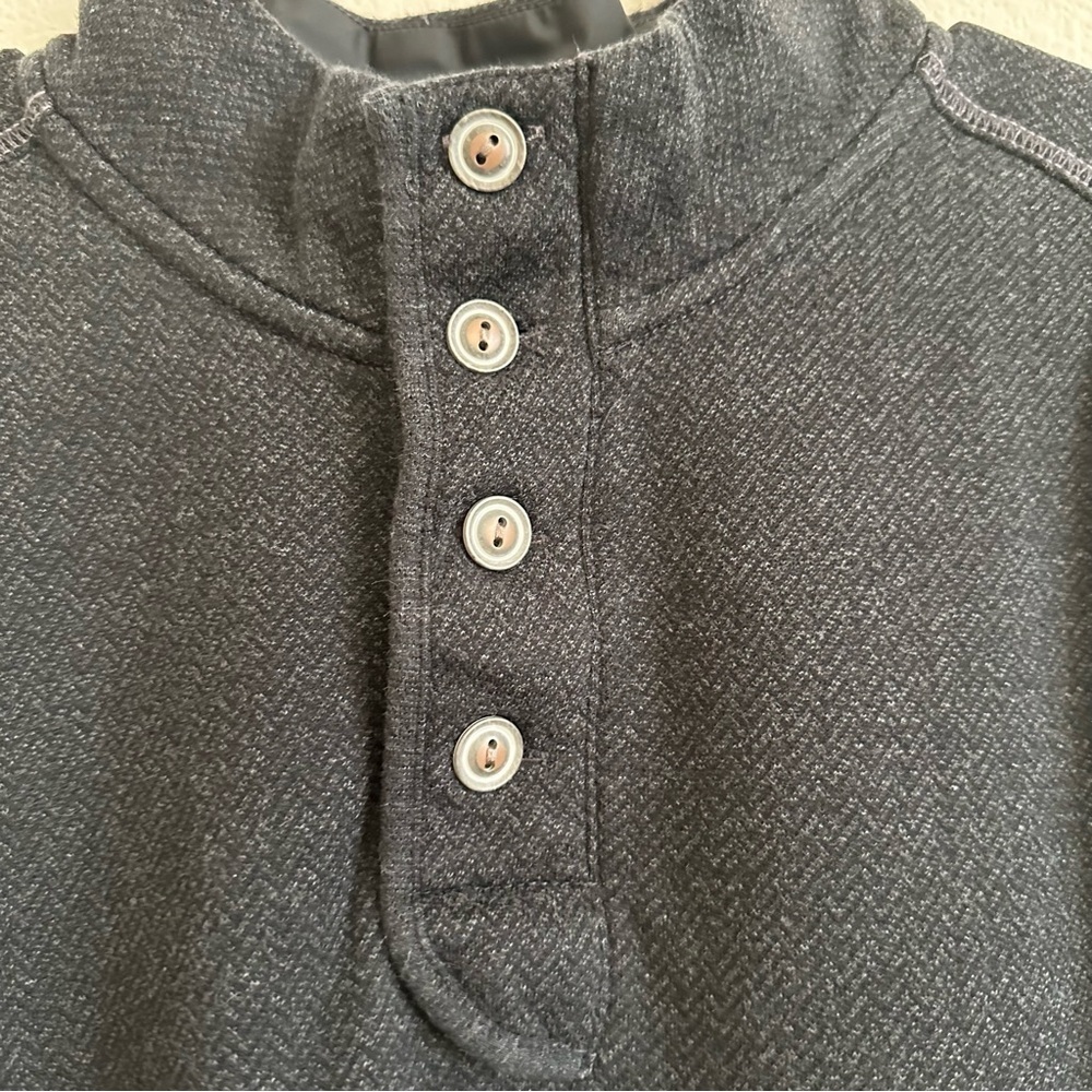 Tommy Bahama men’s long sleeve shirt - Picture 7 of 7